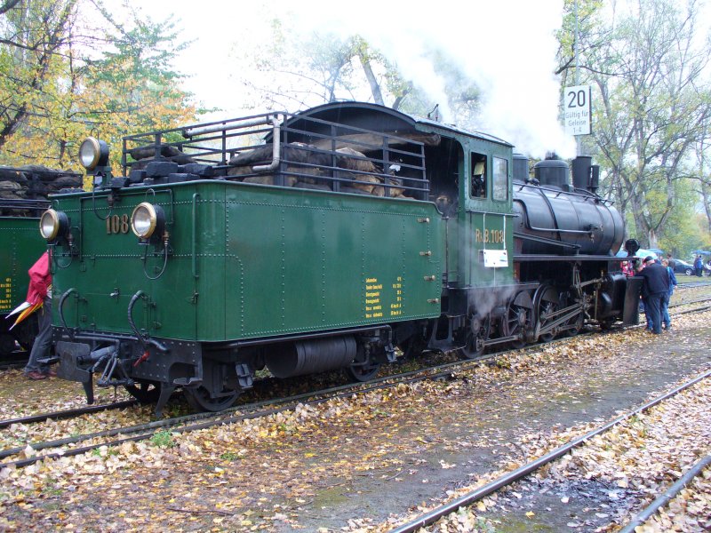 G 4/5  108 am Dampflokfestival auf dem  Festgelnde in Untervaz am 29.10.2006