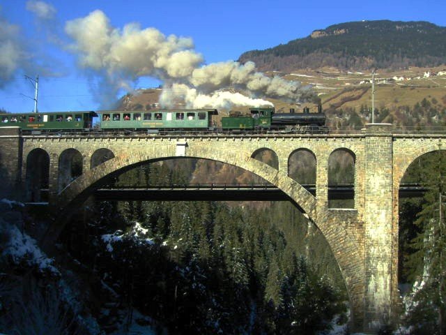 G4/5 107 am 4.2.07 auf dem Soliserviadukt.