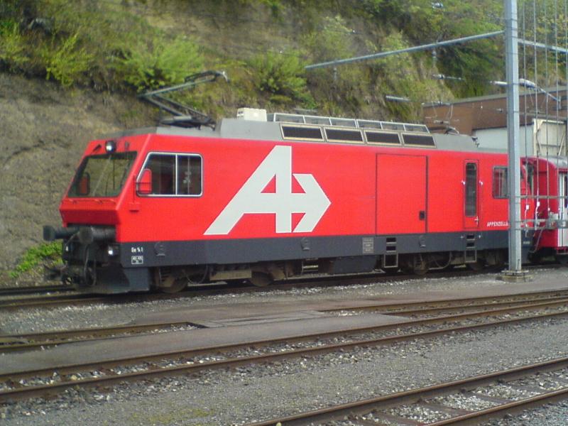 Ge 4/4 1 im Bahnhofsareal von Herisau am 08.05.2006