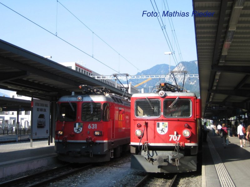 Ge 4/4 und Ge 6/6 der RhB in Chur. Sie warten den Abschluss ab von den IC Zgen aus St. Gallen und Zrich am 21.06.08