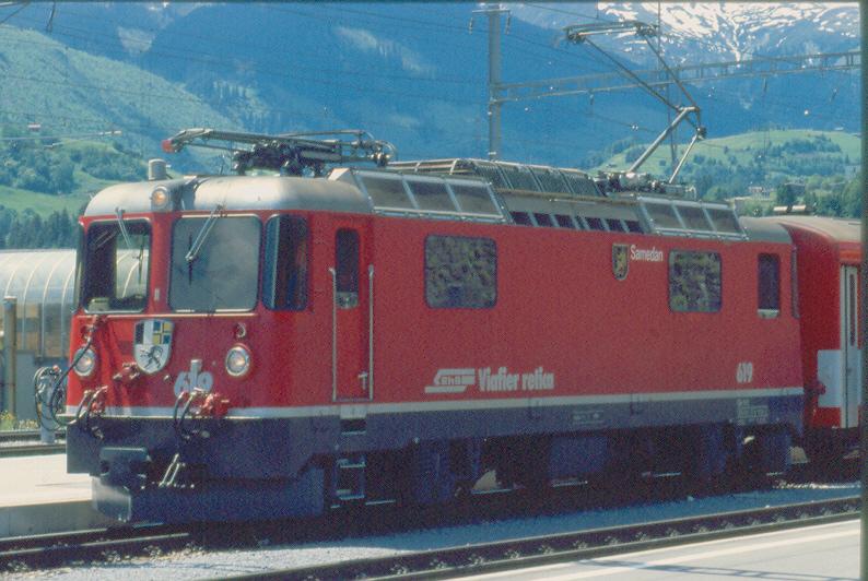 Ge 4/4 II  619 Samedan
10.06.04 Disentis