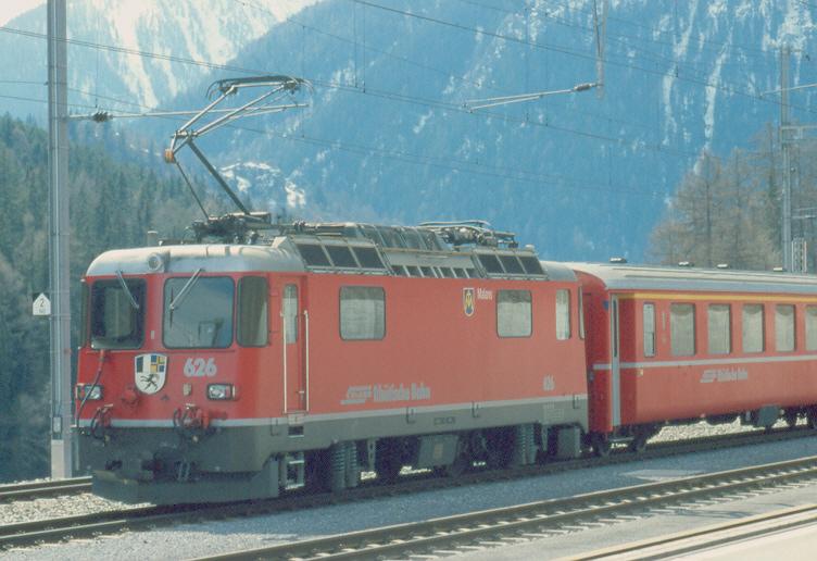 Ge 4/4 II  626 Malans
28.03.04 Sagliains