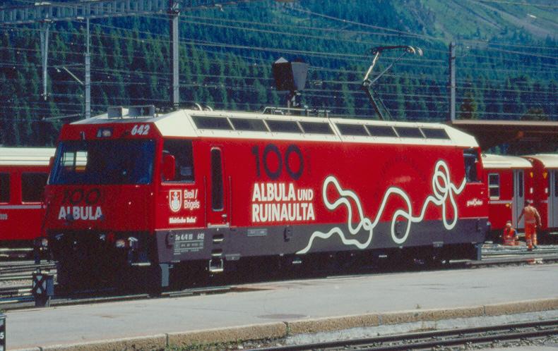 Ge 4/4 III    642 Breil
Werbung: 100Jahre Albula
19.06.03 St. Moritz