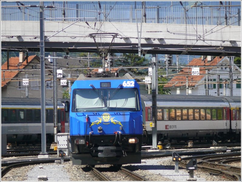 Ge 4/4 III 652  Vaz/obervaz, Lenzerheide/Valbella  wartet auf die bernahme des GlacierExpress nach Disentis. (01.06.2009)