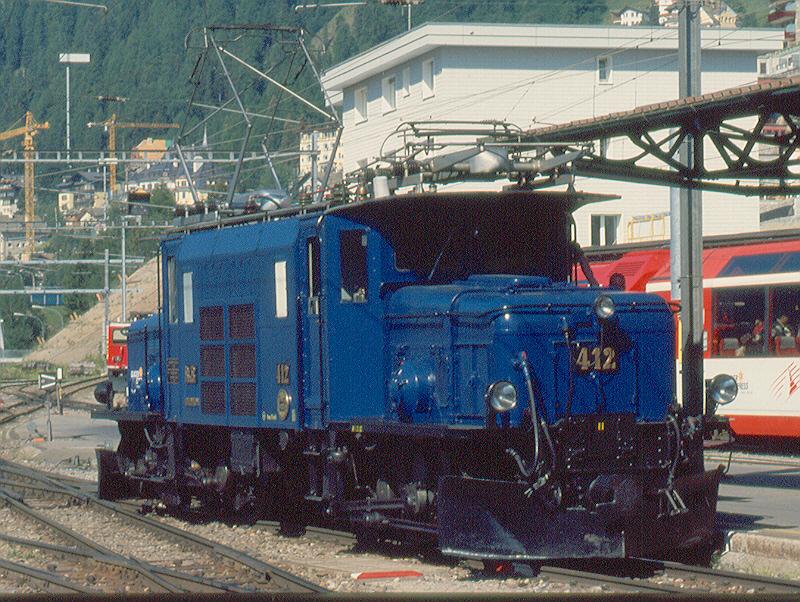 Ge 6/6 I   412 blau
75Jahre Glacier Express
25.06.05 St.Moritz