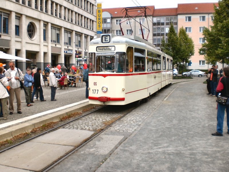 Gelenkzug Typ Gotha in Potsdam, Platz der Einheit Sept. 2007
