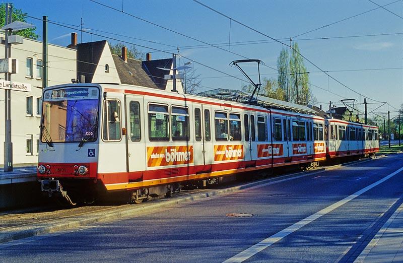 Gelsenkirchen, Alte Landstrae, ET5101 (B80) EVAG auf Linie U17 in Richtung Margarethenhhe