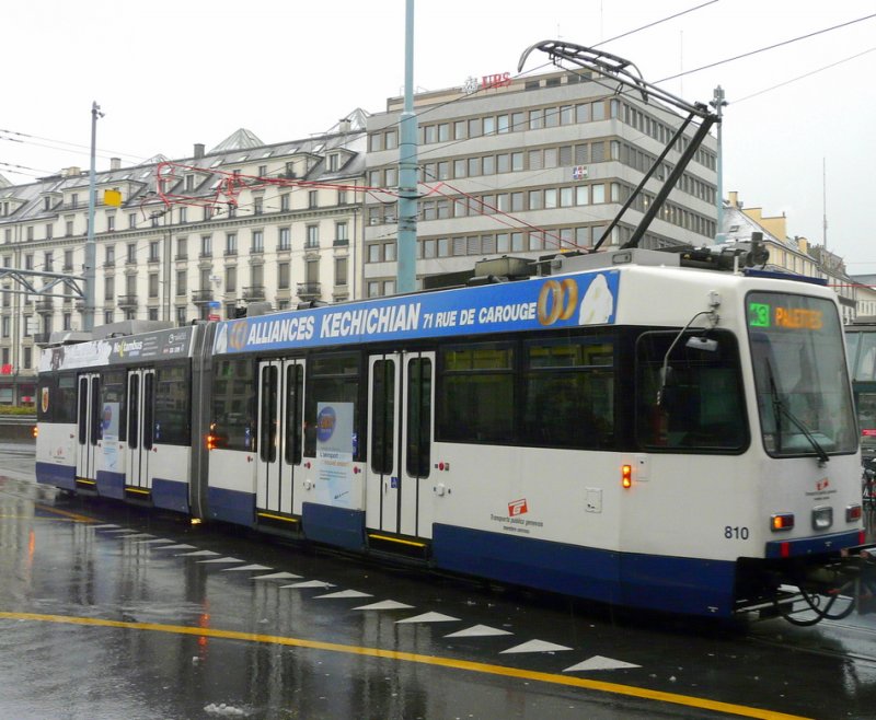 Genf - Tram Be 4/6 810 unterwegs auf der Linie 13 am 31.12.2008