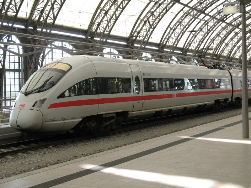 Getaufter ICE  Bamberg  am 17.06.2009 in Dresden. So eben kam er aus Frankfurt.