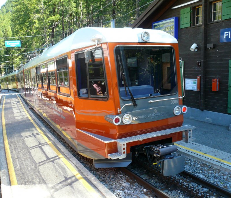 GGB Gornergratbahn nach Zermatt steht am 18.8.2007 in Findelbach