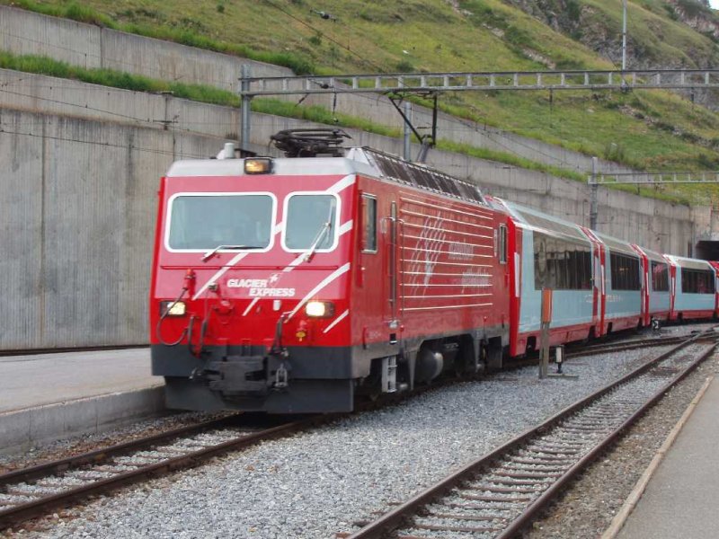Glacier Express 909 kommt in Zermatt an. 06.08.07