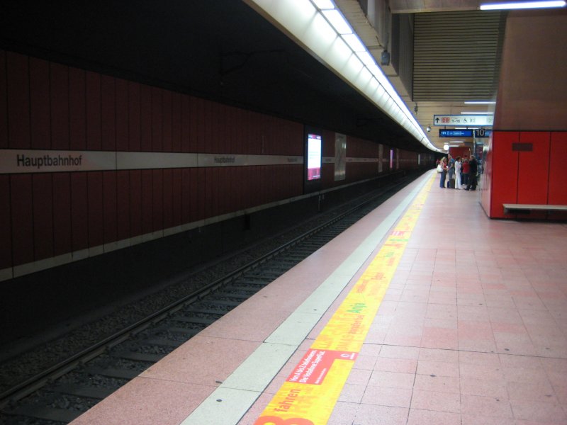 Gleis 101 In Stuttgart Hbf tief Bahnbilder de