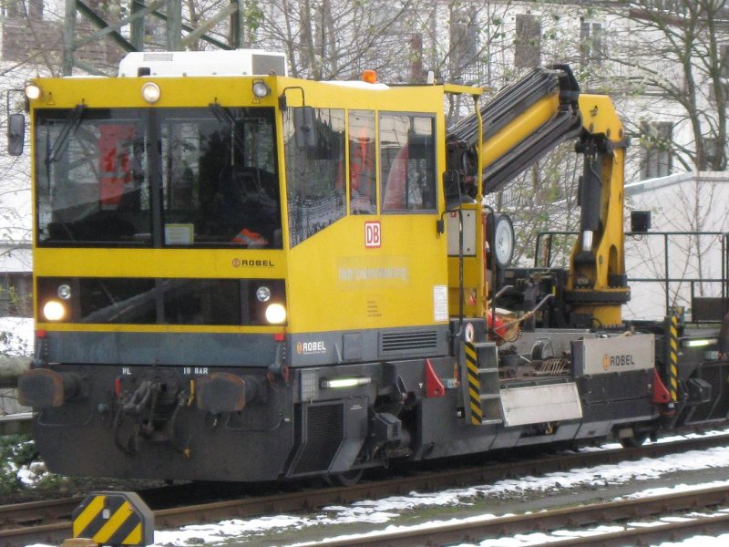 Gleiskraftwagen im Bremer Hbf. am 25.11.2008.