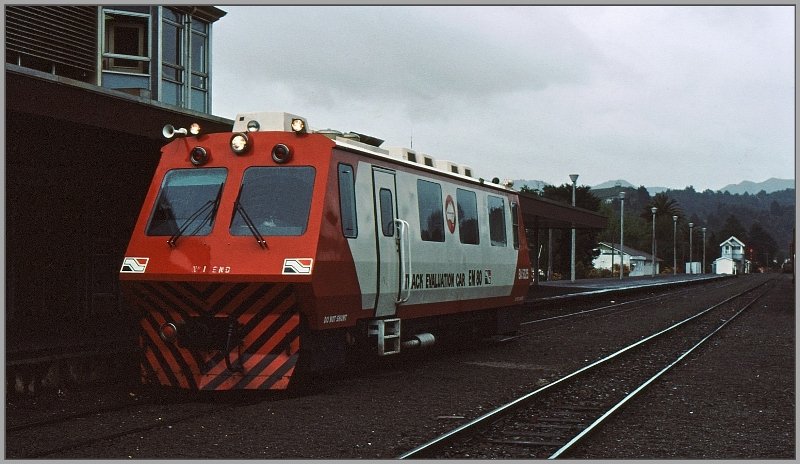 Gleismesswagen in Taumaranui/Nordinsel zwischen Auckland und Wellington. (Archiv 11/85)
