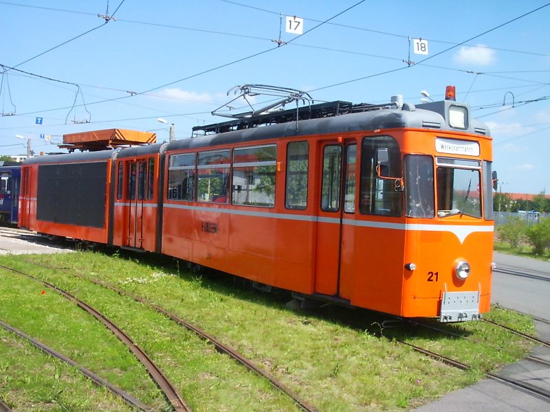 Gotha-Gelenkzug umgebaut als Dienstwagen, in der DDR fr Gtertransporte umgebaut,
Foto von 2006
