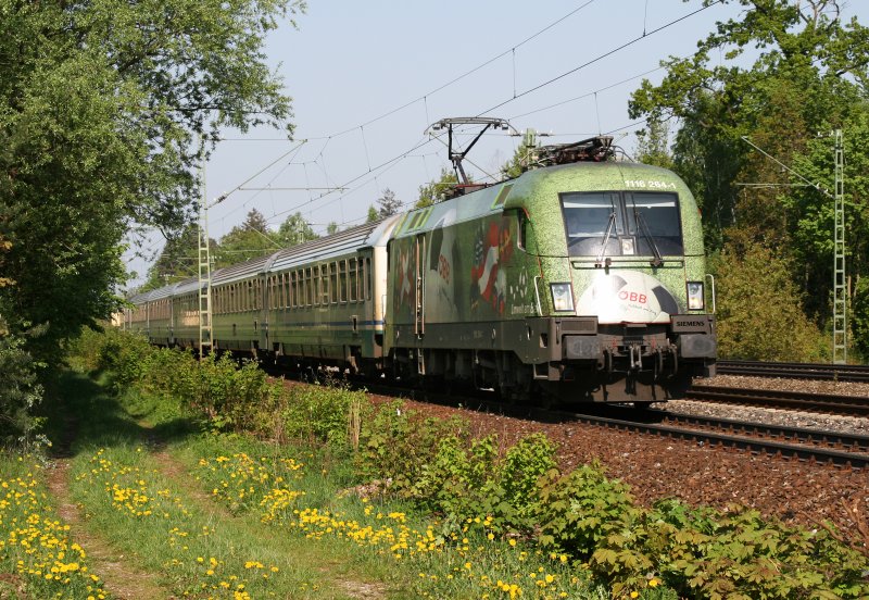 Gras Ox und L�wenzahn: 1116 264 (Euromotion) mit EC 85 am 03.05.2009 in Haar (bei M�nchen).