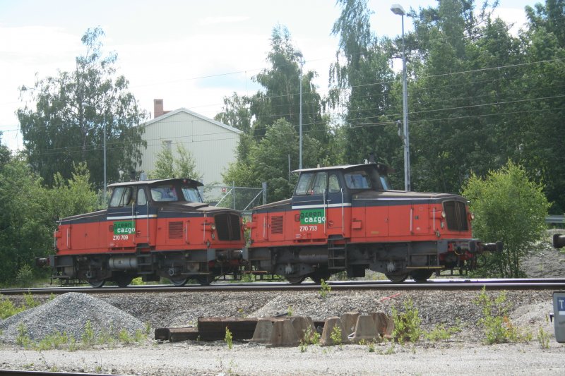 Green Cargo Z70 709 + 713 bei Rangierarbeiten am Containerbahnhof am 23.7.2008 in Sundsvall C.