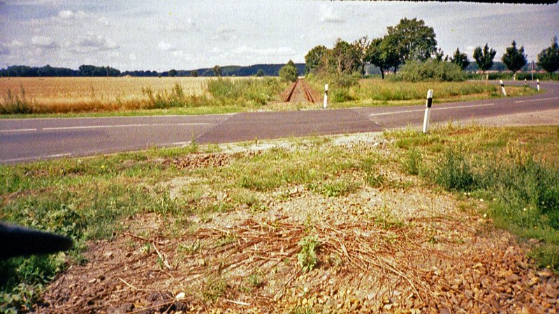 Gross Gastrose, ehemalige Straenkreuzung mit B 112, Zustand 12.05.2004