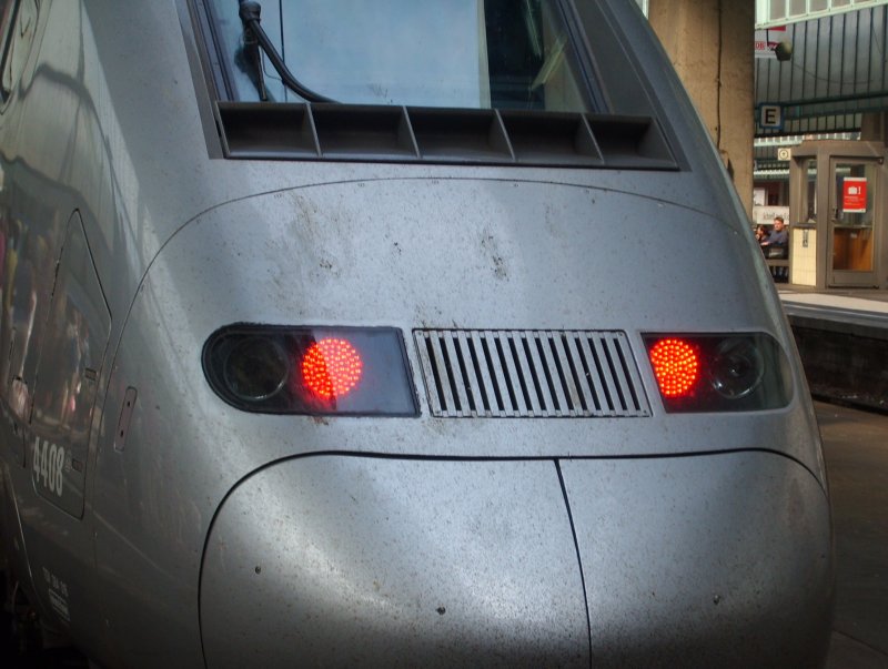  Grrrr last mich losfahren . TGV-POS in Stuttgart. 22.11.08