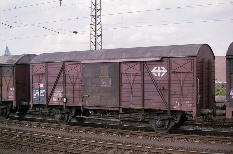 Gs 85 120 0 889-9 in Rheine (Deutschland) 04-08-1992.