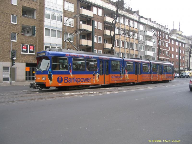 GT8S 3055 am 16.3.2006 auf der Klner Str.