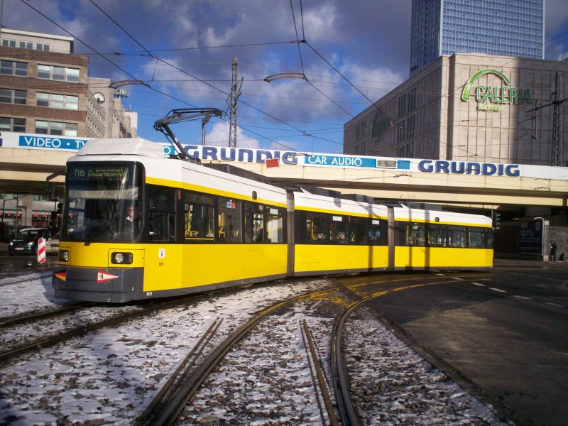 GTN6 in der Kurve von der Gontardstra�e auf die Spandauerstra�e