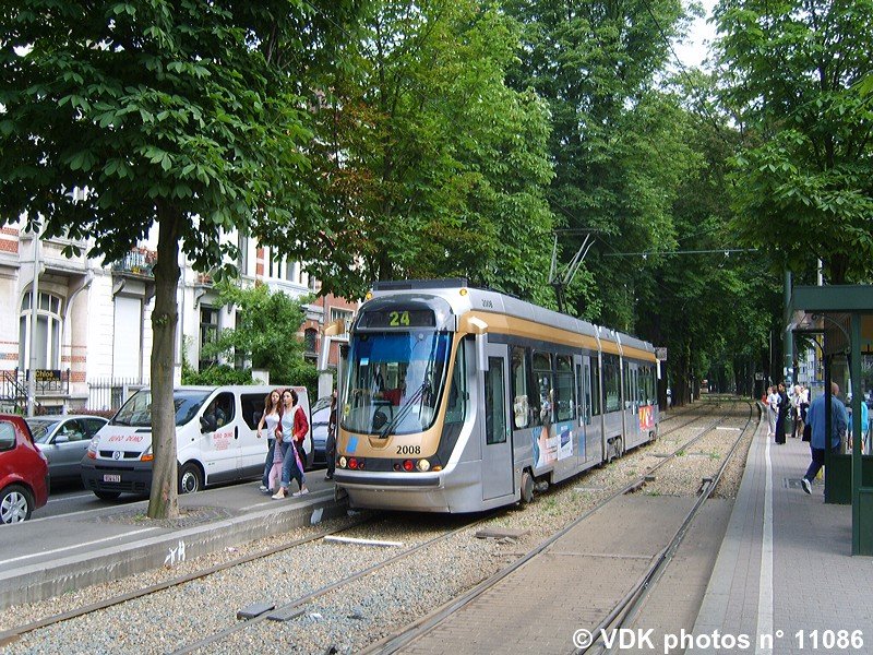 Gtw 2008 am Winston-Churchill-Allee am 4. Juni 2007