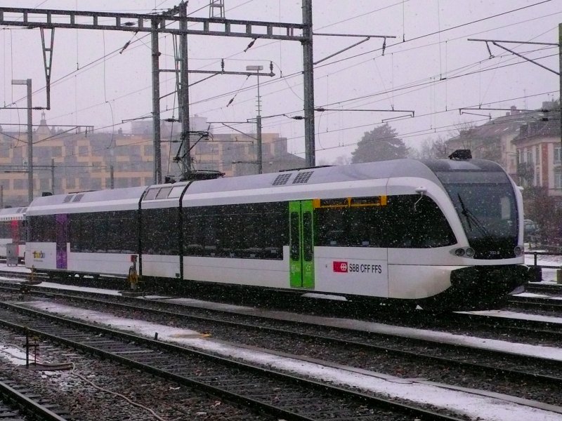 GTW 2/6 im neuem  Thurbo-outfit  am 20.01.09 in St. Gallen.