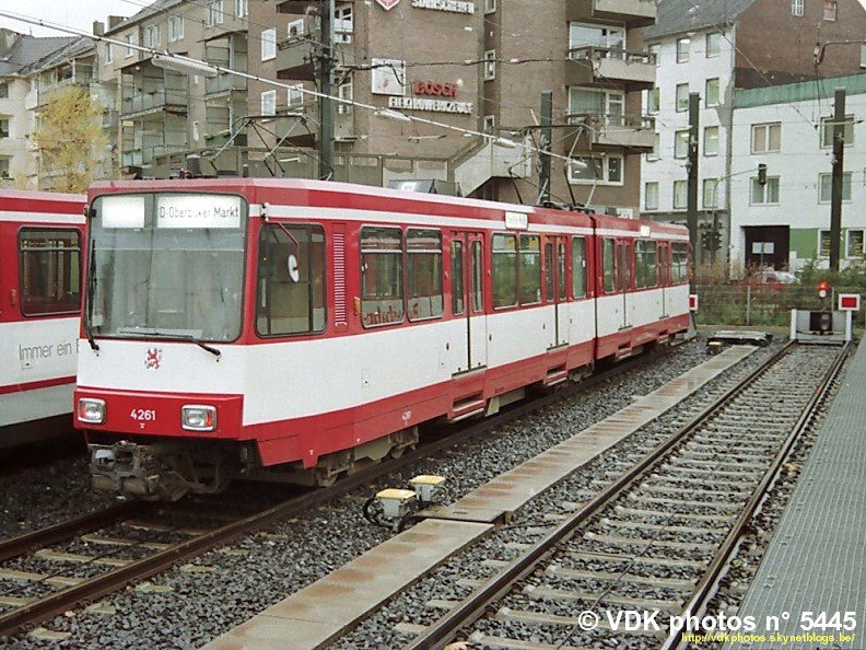 Gtw 4261 an Endstelle  Stahlwerkstrae  (11. November 1991)