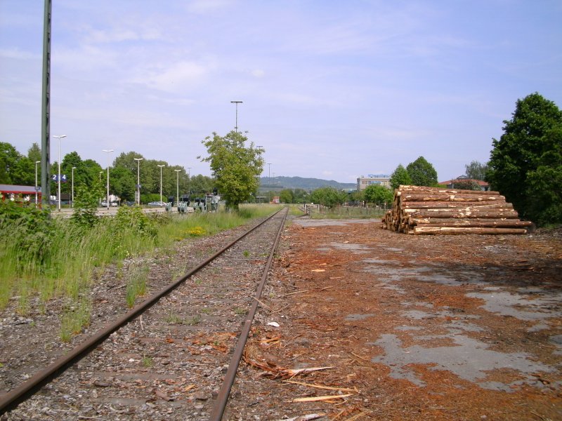 Gtergleis des Bahnhofes Breisach am 10.05.2009.