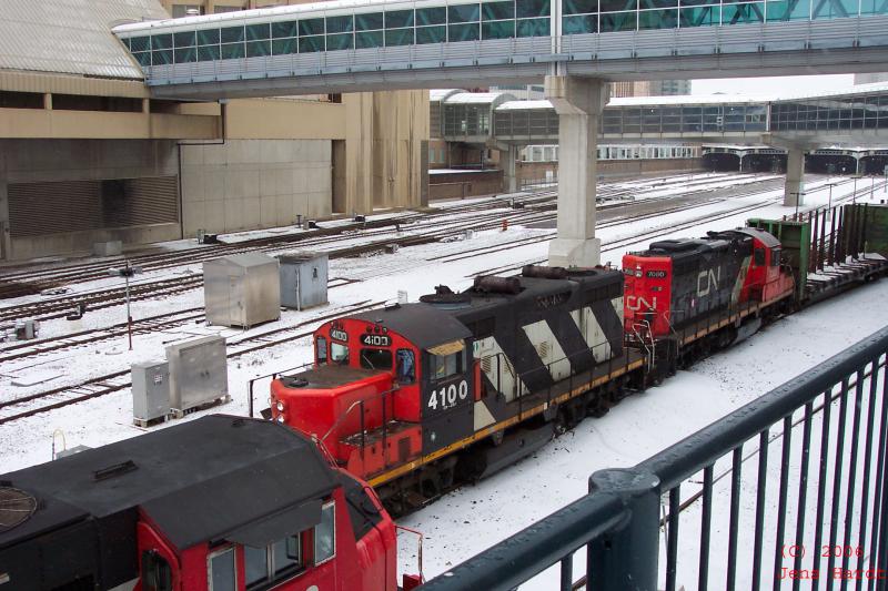 Gterzge der CN beim Rangieren im Vorfeld der Union Station Toronto