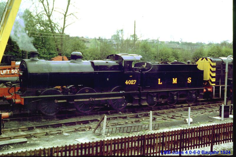 Gterzuglok der LMS class 4 0-6-0  mit Innentriebwerk. Baujahr 1924.
Eingestelt im Midland Railway Centre in Butterley