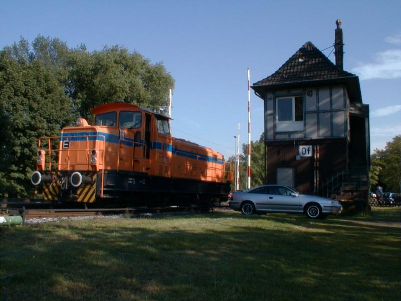 Halt auf dem Verbindungsgleis zum Wanne-Eickeler Hbf. Foto 2003.