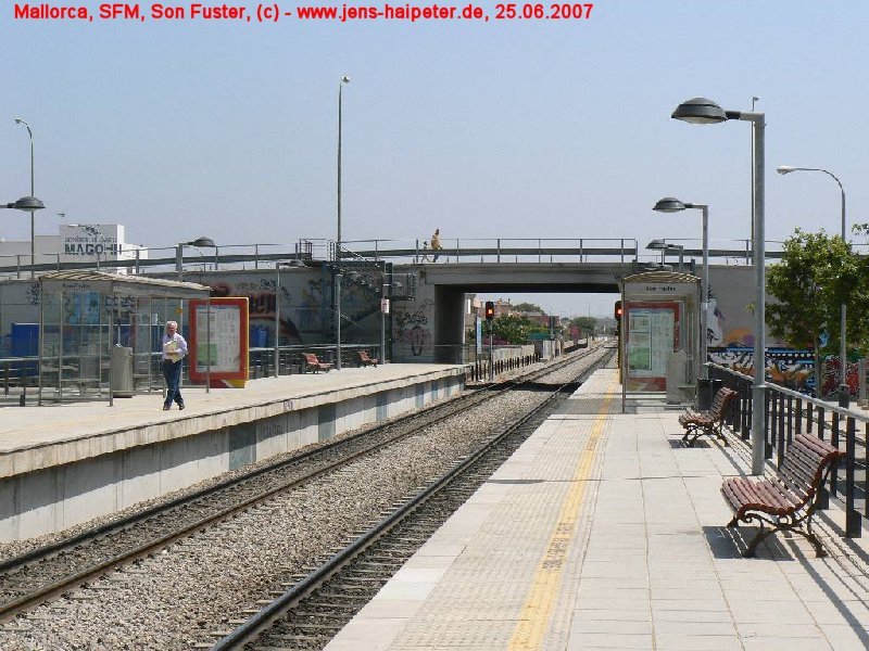 Haltestelle Son Fuster an der Linie Palma - Inca - (Manacor/Sa Pobla). Foto: 25.06.2007