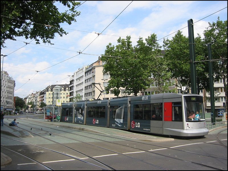 Haltestelle Worringer Platz in D�sseldorf, aufgenommen am 02.09.2006.