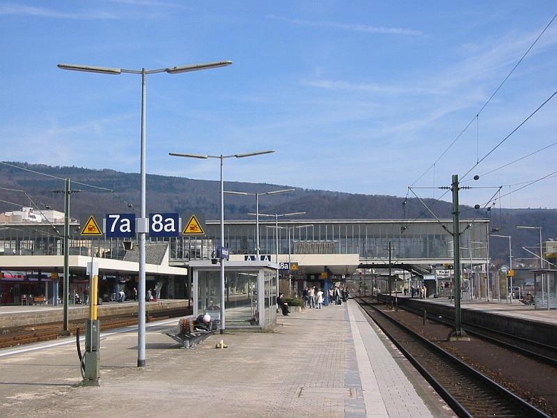 Hauptbahnhof Heidelberg am 20.03.2005.