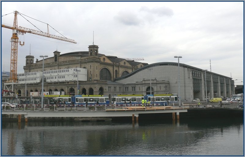 Hauptbahnhof Zrich mit Tram 2000. (18.03.2008)