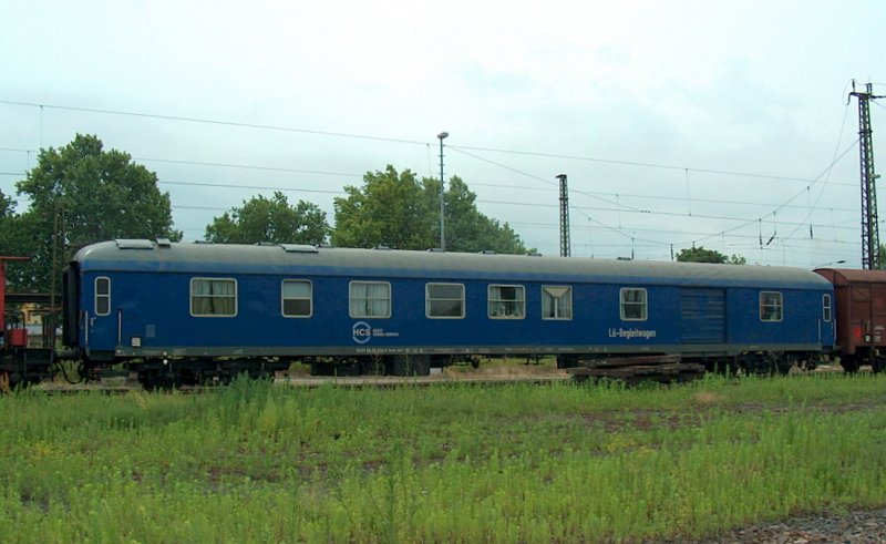 HCS (Heavy Cargo + Service) 5580 99-43 015-6 L�-Begleitwagen in Naumburg (Saale) Hbf; 13.07.2008
