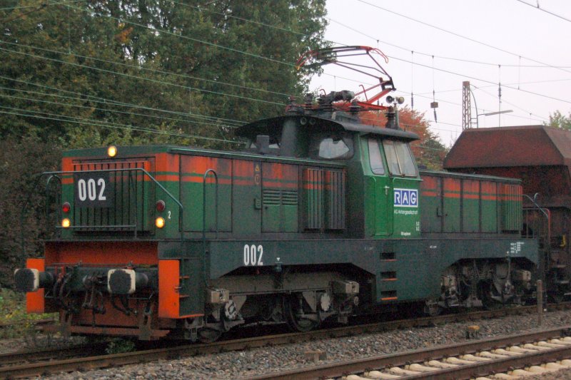 Henschel Elok vom Typ E1200, hier RAG 002 (heute RBH) mit Kohlewagenzug am  02.10.2007 in Datteln in Westfalen (Ruhrgebiet).