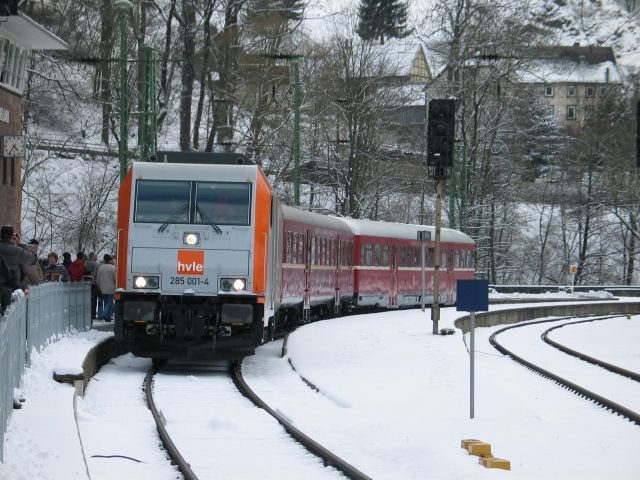 Heute bernahm die 285 001 mit dem Ostersonderzug ihre erste Personenzugleistung auf der Rbelandbahn. Rbeland, 23.03.2008 Foto: Gnther Breutel