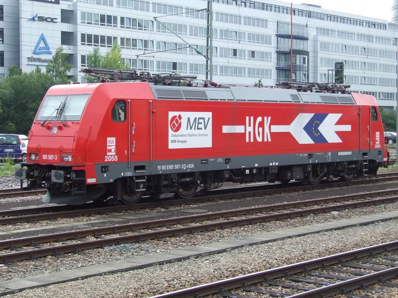 HGK BR 185 587 am 29.08.2008 in Vaihingen abgestellt.
