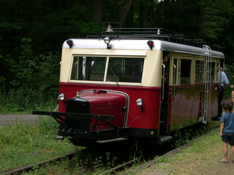 Hier der Ameisenbr auf seiner Fahrt am 28.6.2003 von Darmstadt Ost zum Bessunger Forsthaus.