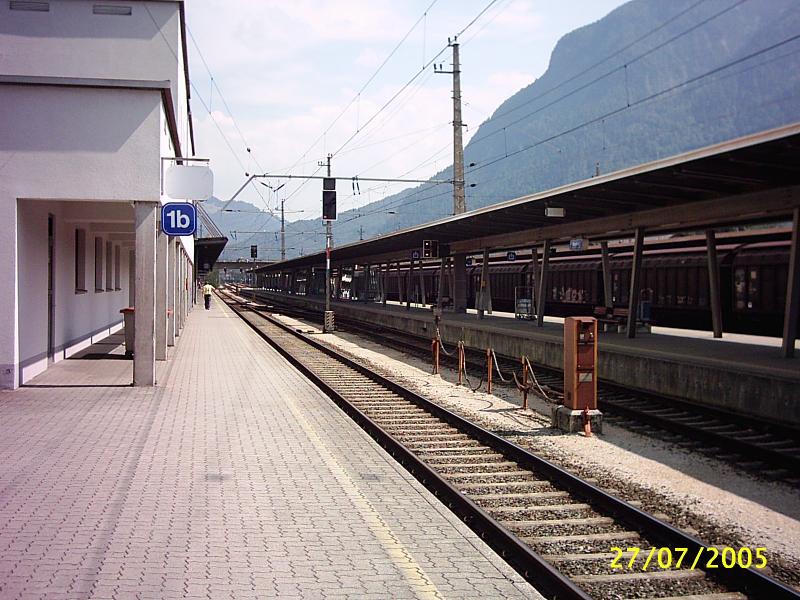 Hier der Blick von Bahnsteig 1 in Richtung Arlberg.