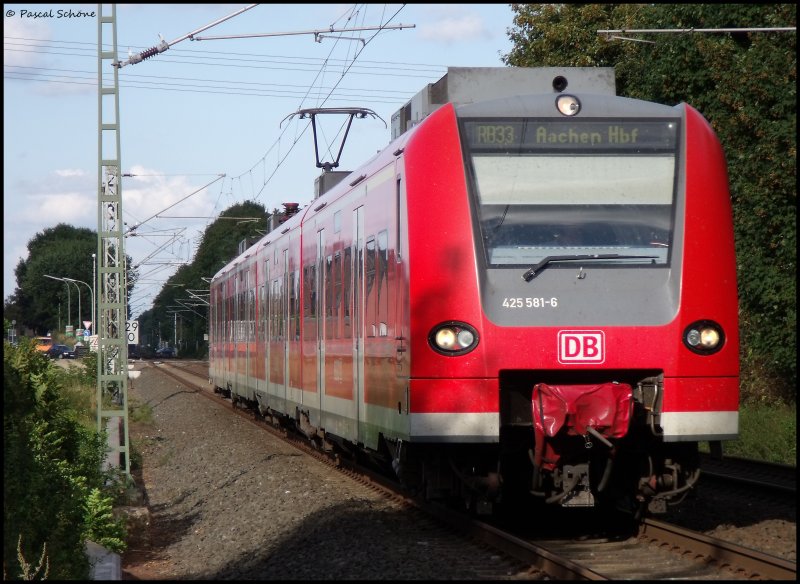 Hier ein Bild von meinem pers�nlichen Liebling, dem 425 081.
Der zu dem Zeitpunkt wieder malals RB33 nach Aachen unterwegs war.
