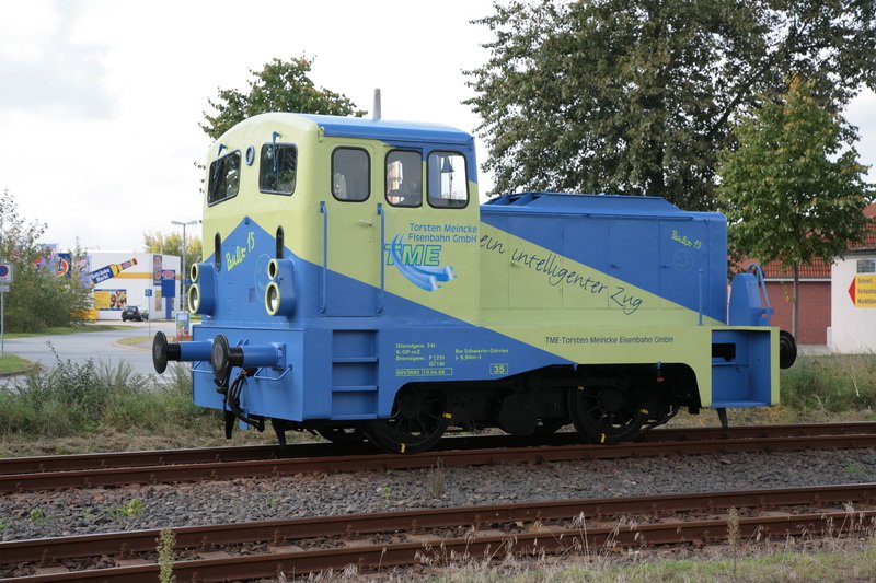 Hier fhrt Paulix 15 - ein intelligenter Zug - der TME in Hagenow Richtung Hagenow Land. 26.09.2008
