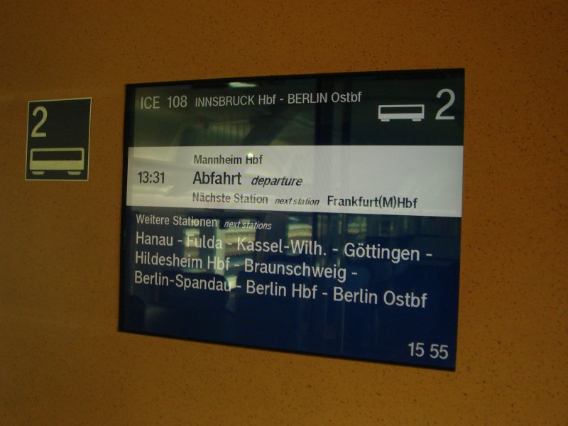 Hier der InterCityExpress 108 von Innsbruck nach Berlin Ostbahnhof. Der ICE 1 wurde getauft auf den Namen  Garmisch Partenkirchen . Leider hat dieser Zug an diesen Tag nicht Berlin Ostbahnhof erreicht. Wegen einen Personenunfall bei Hockenheim hatte dieser Zug eine Versptung von 2h30min. Ab Mannheim Hbf fuhr ein InterCity  Ersatzzug 2804, dieser kam mit 3h10min Versptung Berlin Ostbahnhof an. Ausserdem wurde der Triebkopf des ICE 1  Garmisch Partenkirchen  so doll beschdigt das dieser eine lngere Reperatur braucht. Aufgenommen am 30.08.07