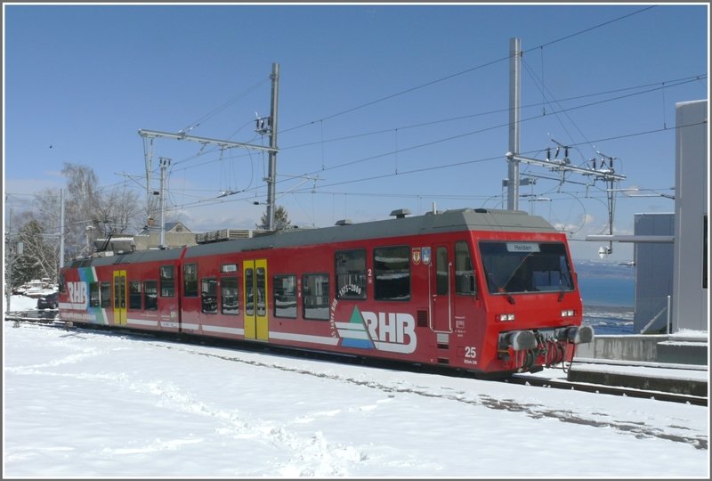 Hier noch ein Bild der andern RHB aus Heiden. BDe 3/6 mit Bodensee im Hintergrund. (07.04.2008)