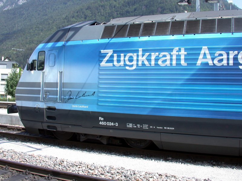 Hier noch ein Blick auf die schne Aargauerin Re 460 024-3 in Chur (03.07.2006)