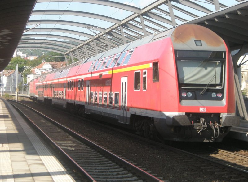 Hier eine RB19 von Groheringen nach Saalfeld (Saale), bei der Ausfahrt am 27.8.2009 aus Jena Paradies.