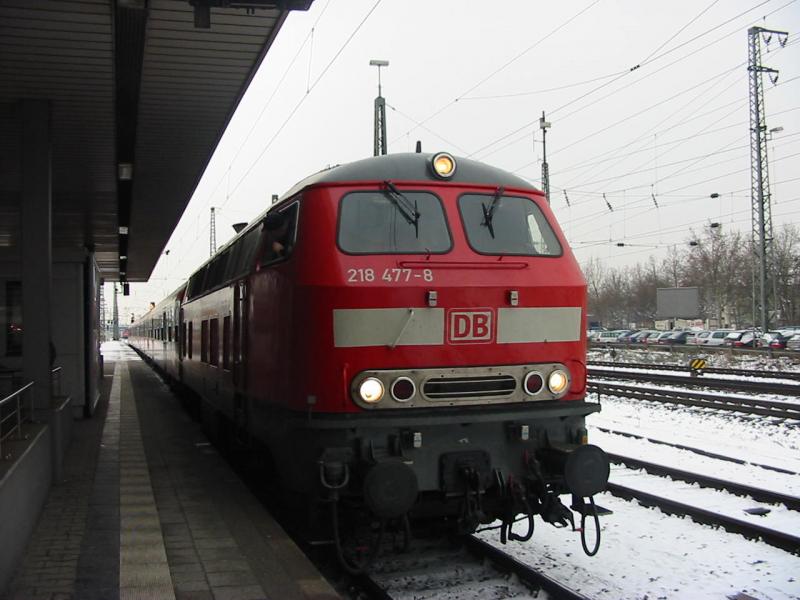 Hier sieht man die 218-477 die am 23.2.2005 eine RB zog.